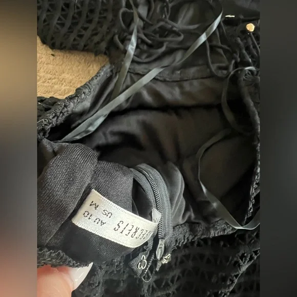 Black midi dress, lace overlay, never worn & no tags attached. - Picture 7 of 9